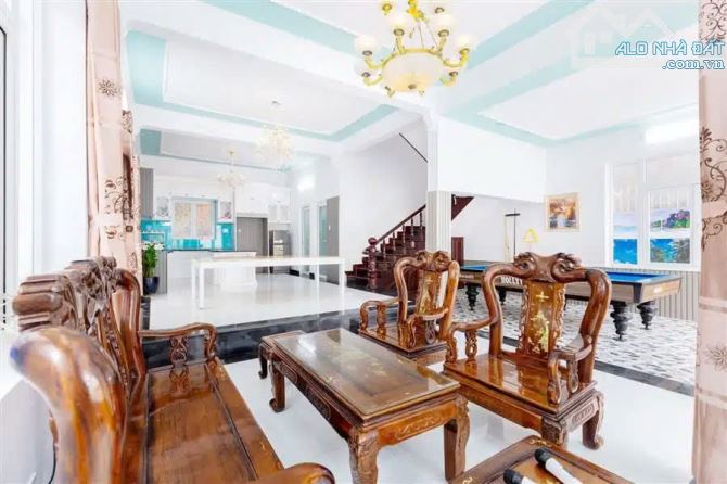 CHỦ BÁN BIỆT THỰ 207M2 SỔ HỒNG HỒ BƠI KHU BIỂN BÃI SAU- P8 VŨNG TÀU GIÁ 24.5 TỶ - 2