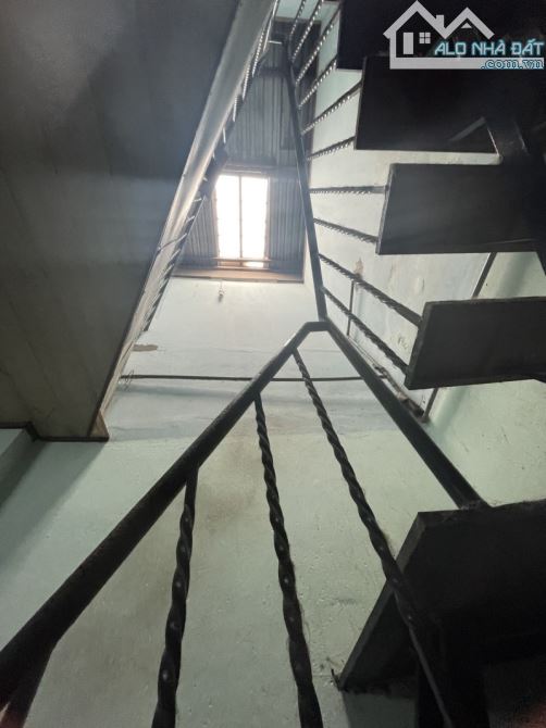 Bán gấp nhà Cấp 4, 8x21m Nguyễn Văn Công P.3 Gò Vấp, Chỉ 94tr/m2 Rẻ hơn giá khu vực, Gần B - 3