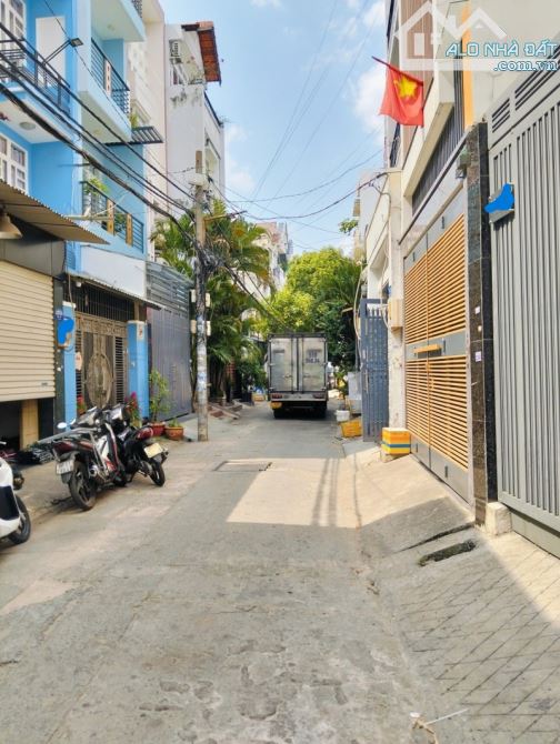 cần bán nhà phố ĐƯỜNG ĐỘC LẬP-TÂN PHÚ-80M2- 4 TẦNG NHỈNH 8 TY - 3