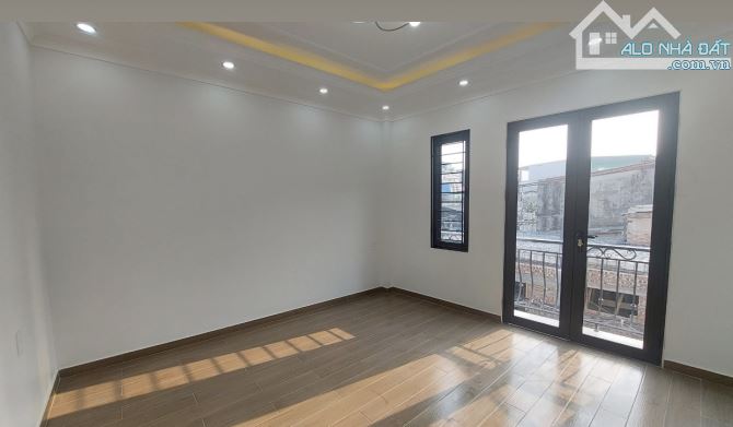 Bán nhà 4,5 tầng  Miếu Hai Xã, Dư Hàng Kênh, Lê Chân 41m2, giá 3,65tỷ - 3