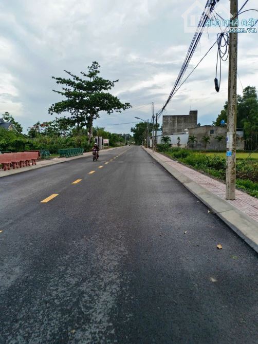 E cần chuyển nhượng lại khu đất như hình quý khách hàng có nhu cầu liên hệ e thành - 2