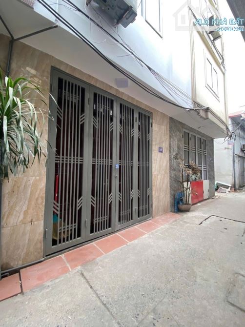 Bán nhà ngõ 615 Lĩnh Nam, 83m2, nhà 5 tầng, 8 ngủ cho thuê - 3