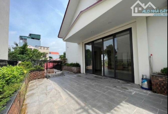 47 Tỷ / 313 M2/ 13.5 Mt/ Biệt Thự 4 Tầng Ngọc thụy - 3