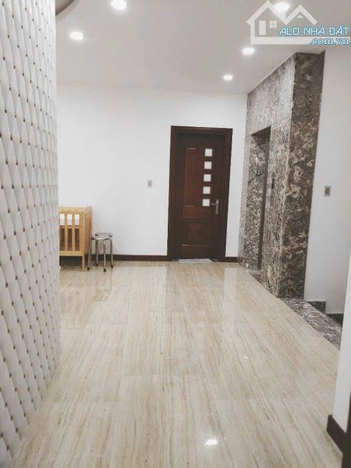 TRUNG TÂM VIP Q2 - THẠNH MỸ LỢI - 160m2 - 5 TẦNG - 35 TỈ - 3