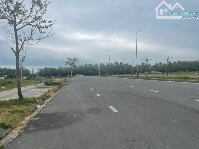 Chủ bán nhanh -Trần Quốc Hoàn -DT 112,5m2, Xây cao tầng-Sát Bãi Tắm Sơn Thuỷ-Chỉ 12 tỷ TL - 4