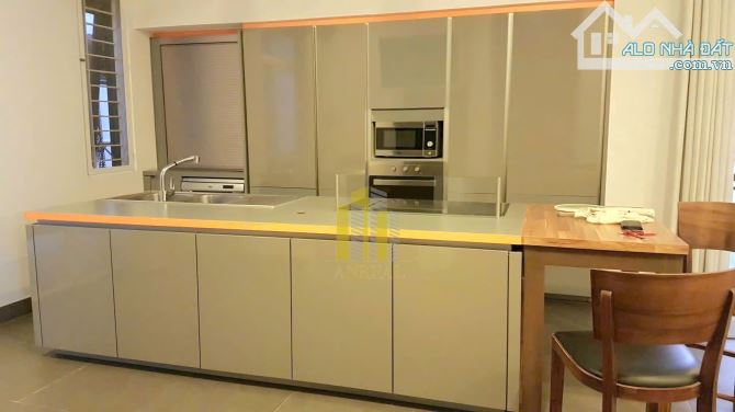 Villa Thảo Điền Sân Vườn Rộng - 1 lầu Có Sẵn Nội Thất Giá 2500$ - 4