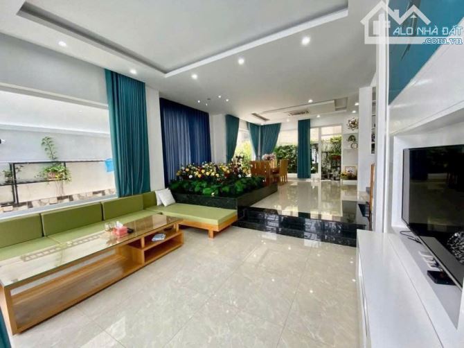 CHÍNH CHỦ BÁN BIỆT THỰ 207M2 SỔ HỒNG HỒ BƠI KHU BIỂN BÃI SAU- P8 VŨNG TÀU GIÁ 24.5 TỶ - 4
