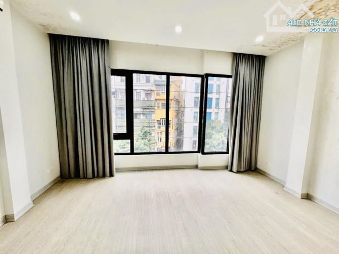 Phan Chu Trinh, 2 chiều oto, Vỉa hè 8m, 2 thoáng. 35m2 x 7t. MT 4.4m. Chỉ  40 tỷ! - 4