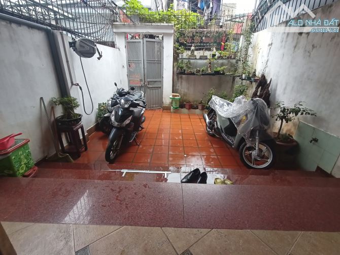 Nhà phố Vũ Tông Phan, lô góc sổ, diện tích 100m2, sổ vuông đẹp mặt tiền rộng 5m giá 25 tỷ. - 5