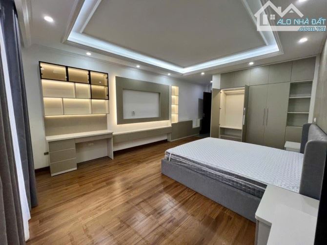 PHÙNG CHÍ KIÊN - CẦU GIẤY - 48M2 - 7,5 TẦNG THANG MÁY - MT 4.3M - GARA Ô TÔ - NGÕ THÔNG - 6