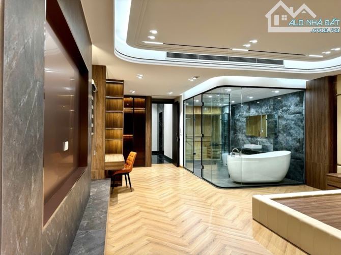 Dành cho giới thượng lưu - Nội thất nhập khẩu toàn bộ - phố Ngọc Lâm - Dt 100m2 x 7 tầng - 6