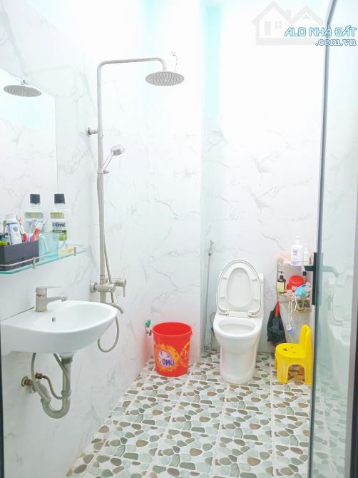 HƯƠNG LỘ 2 - NHÀ 3 TẦNG - 80M² - HẺM XE TẢI 6M - CHỈ 4TỶ NHÍNH CÒN TL  KHÔNG QUY HOẠCH - - 7