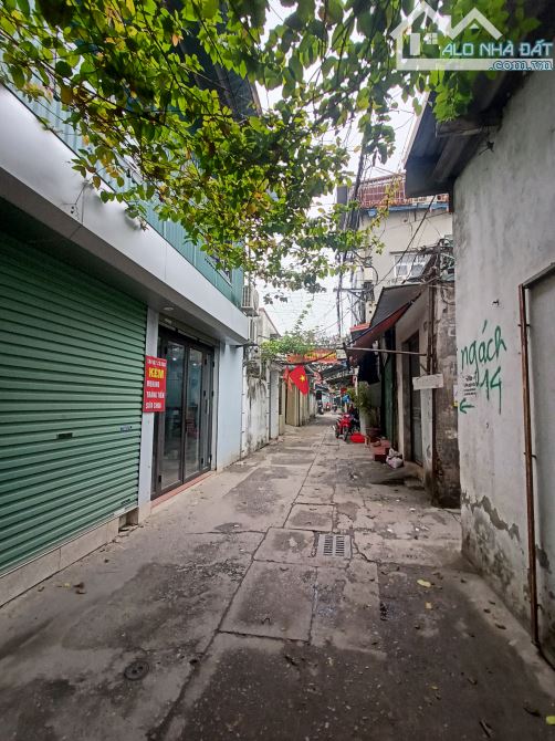 Nhà phố Vũ Tông Phan, lô góc sổ, diện tích 100m2, sổ vuông đẹp mặt tiền rộng 5m giá 25 tỷ. - 8