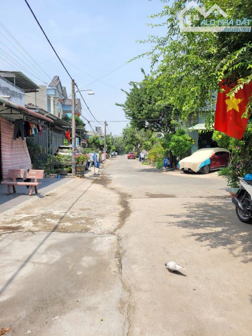 nhà 1 trệt 1 và 3 phòng trọ 100m2 2ty650 TL phía sau KDC gần đường ĐT743 p.Bình Chuẩn - 9