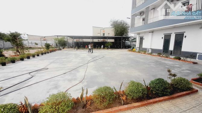 BÁN CHDV DOANH THU CỐ ĐỊNH 3TỶ/NĂM - HỢP ĐỒNG 5 NĂM , 4 TẦNG, 80 CHDV  VIEW MẶT SÔNG - 9