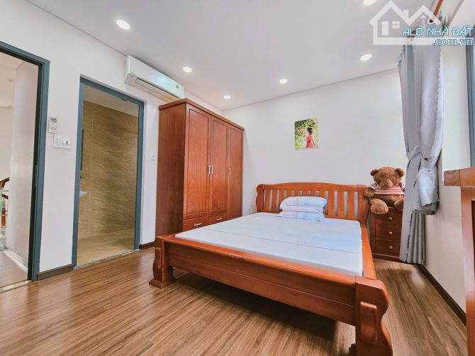 NHÀ VIP - LÊ THỊ HOA P. BÌNH CHIỂU TP.THỦ ĐỨC - 9