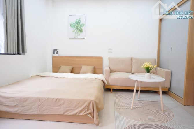 Bán Nhà Dòng Tiền Ngõ Xuân Thuỷ 7 Tầng 16 Phòng Khép Kín Mặt Tiền 6M - 8
