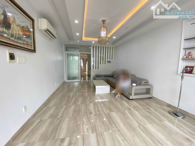 Bán Nhà MT Đường Số 10 KDC PP5 - 4.5m x 18m - 81m/2 - 1Trệt 3 Lầu +Sân Thượng- 4pn -4wc