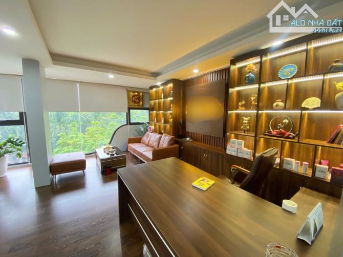 Cho thuê nhà Đội Cấn – Ba Đình DT 100m x 4 tầng, ngõ 3 ôtô, kinh doanh 26tr/th