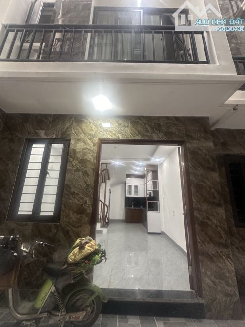 NGỌC THUỴ - PHÂN LÔ - NHÀ MỚI 5 TẦNG - 20M RA Ô TÔ - 6