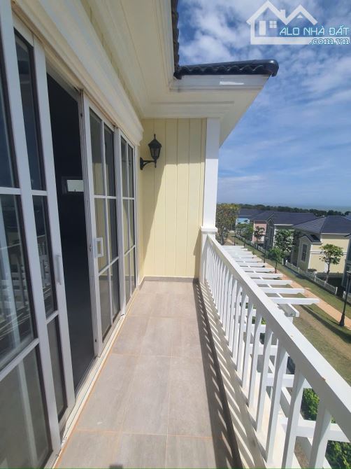 Bán biệt thự đơn lập 240m2  novaworld Phan Thiết