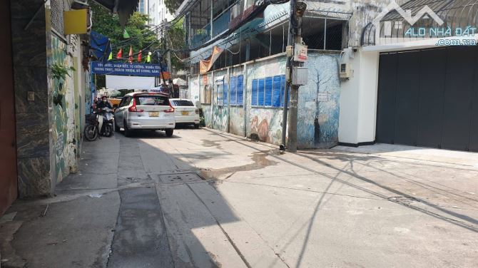 153m2, ngang 6, đúng 15 tỷ, HXH Nguyễn Khoái, Quận 4