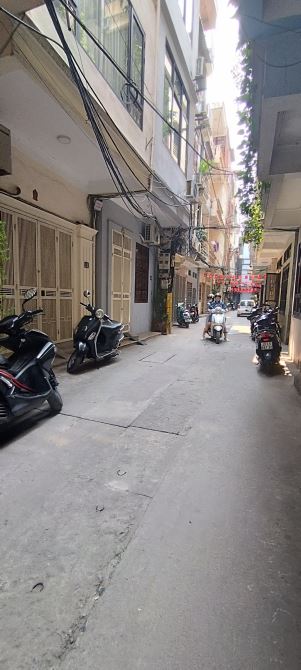 NHÀ PHÂN LÔ PHỐ ĐỘI NHÂN BA ĐÌNH 45m 4T Mt 5.5m GIÁ 15 TỶ Ô TÔ VÀO NHÀ KINH DOANH.