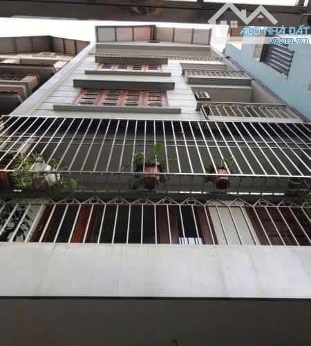 Cho thuê nhà mặt phố Nguyễn Thị Định, Cầu Giấy, 85m2*4,5 tầng, 100tr/th