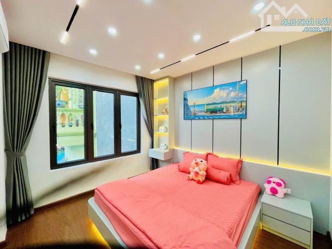 Cực hiếm! Ngay phố Nguyễn Xiển, 300m ra đường vành đai 3, 32m2 x 4T MT thoáng