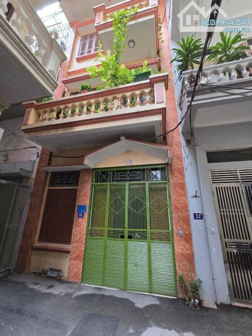 BÁN NHÀ LÊ TRỌNG TẤN Ô TÔ CẤT TRONG NHÀ MẶT TIỀN 5M GIÁ ĐẦU TƯ 50M GIÁ 7,2 TỶ