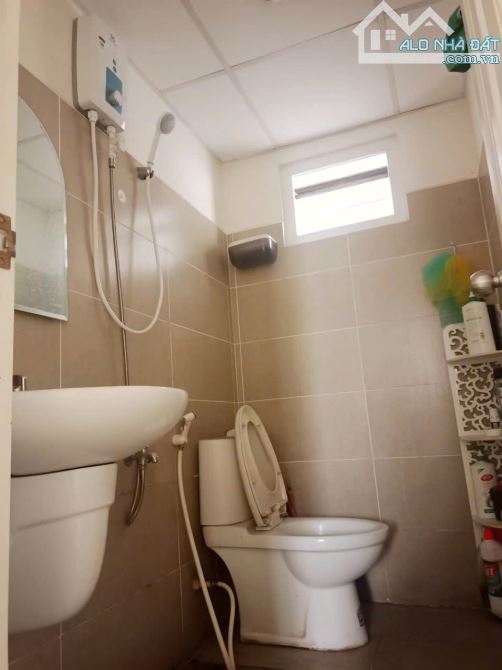Chung cư Central ,P3,Tân Bình:70m2,2p ngủ ,2wc chỉ 12tr/th