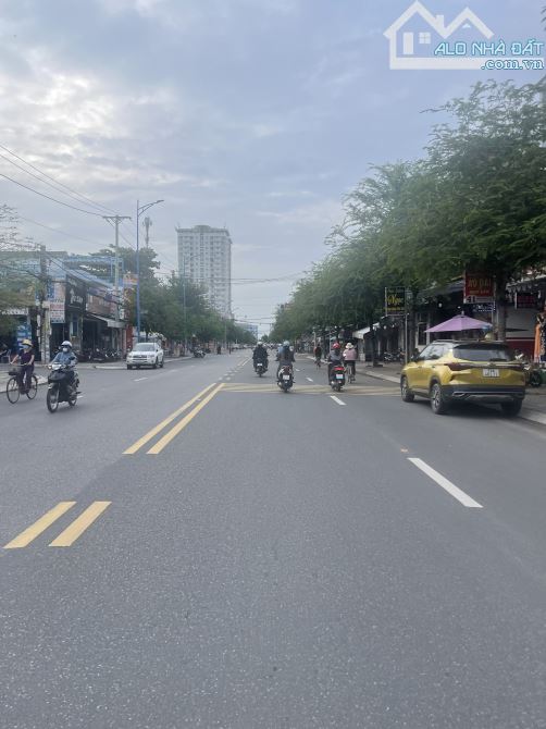 🔥 BÁN ĐẤT GẦN MẶT TIỀN - HẺM 7M - NGUYỄN HỮU CẢNH - 120M2 NGANG 5.53 GIÁ TỐT CHỈ 59TR/M2