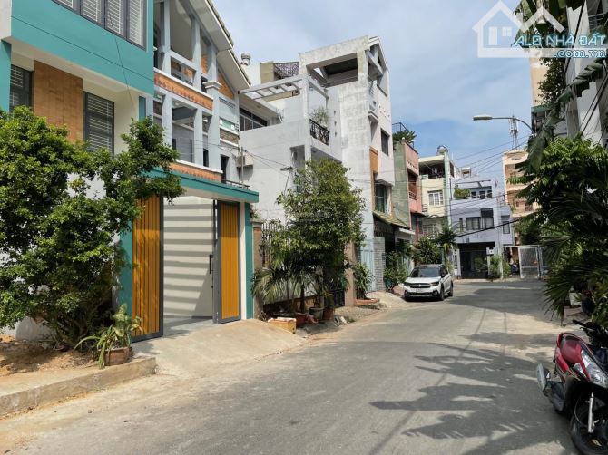 Bán gấp nhà phường An Phú Quận 2, DT 60m2 - CN 56m2, nhà 4 tầng, đường 2 ô tô, giá 12 tỷ