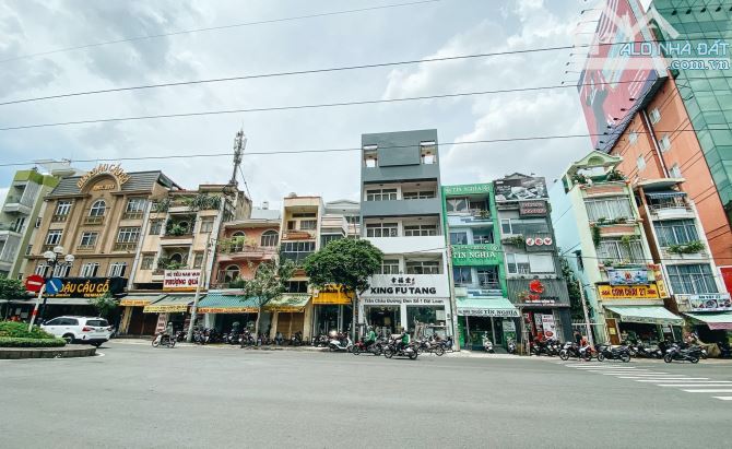 Bán Siêu Phẩm Nhà Mặt Tiền Hoa Đào - Trung Tâm Phố Ẩm Thực Phan Xích Long, Quận Phú Nhuận