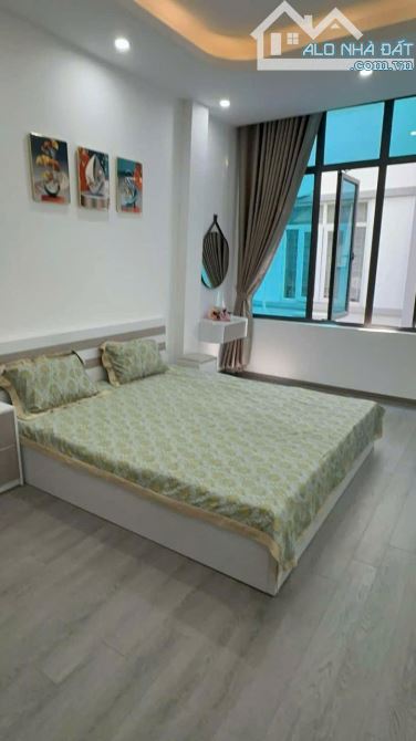 Bán nhà Trần khắc chân – Ngõ Thông – gần phố– ở ngay– Ôtô đỗ cổng.