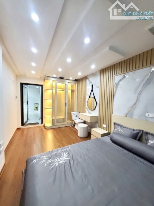BÁN NHÀ GIẾNG MỨT TRUNG TÂM QUẬN HAI BÀ TRƯNG - 27m - Giá 4.68 tỷ.