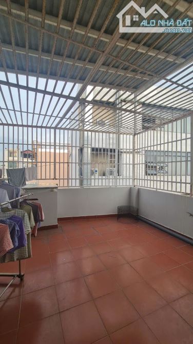 Bán Nhà MT Công Viên Bông Sao Sát Tạ Quang Bửu- 5.5m x 18.91m- 101.8m.2- 2 Lầu -3PN - F5 - 10