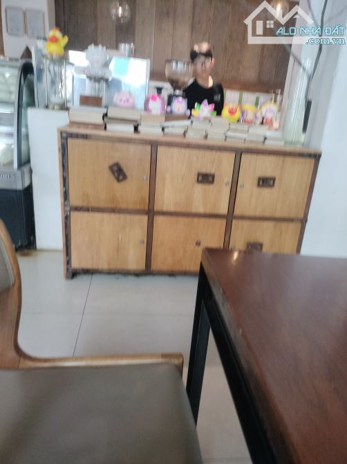 BÁN NHÀ GÓC 2 MẶT TIỀN KINH DOANH 130M2, , 2 TẦNG, NGAY CHỢ, - 11