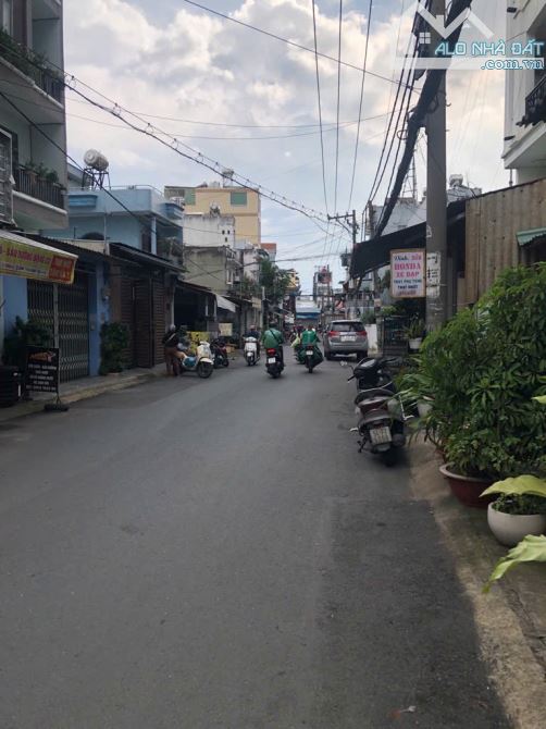 Bán biệt thự khu vip Nguyễn Văn Khối - 80m2 (10mx8m), 5PN lớn - HXH cách vài bước chân - g - 1