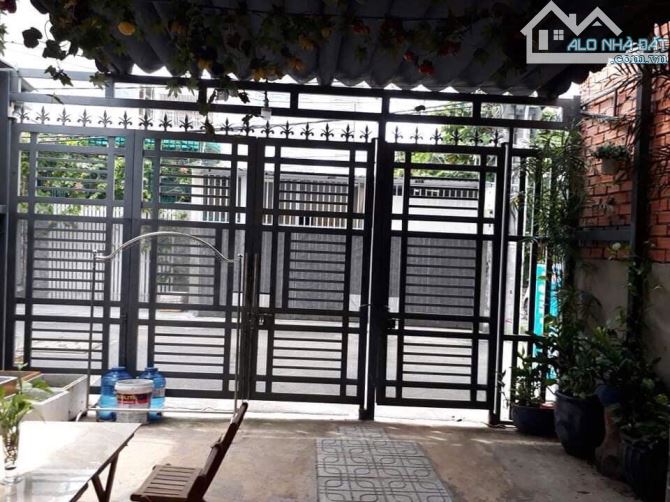 cần bán LÔ GÓC 2 MẶT TIỀN, HẺM TẢI TRÁNH, Tân Thới Nhất Q12,dt117 M2 × 3TẦNG, giá siêu rẻ, - 1