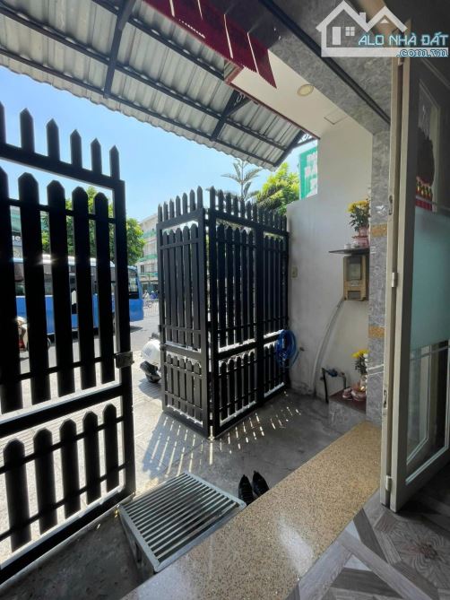 Nhà mặt tiền luỹ bán bích q tân phú 5x13 3 tẩng btct - 1