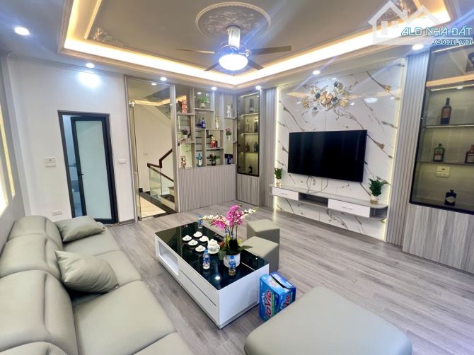 Siêu phẩm phố Trần khát chân --s 56m /5tầng /mt4,7m /zá 12,9 tỷ m - 1