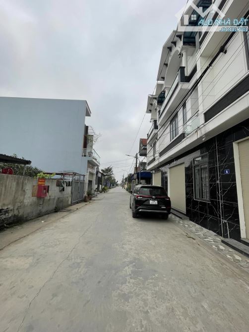 Đất tuyến 2 đường Lương Quy, Lê Lợi, ô tô tránh nhau chỉ với hơn 1 tỷ đồng - 1