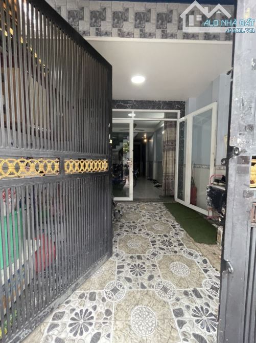 Tìm chủ mới cho CHDV Lê Lợi 74m2 3l 11pn cách ĐH IUH 100m 9,7 tỷ - 1