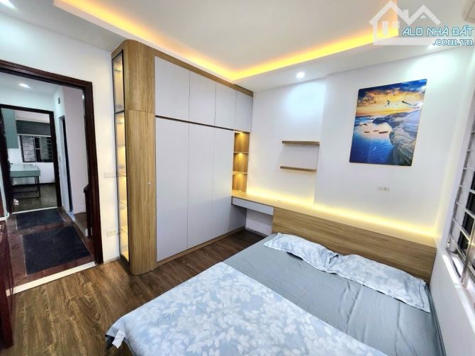 Bán Nhà Riêng- Kim Ngưu - lô góc - thang máy.Dt 40m2*5t.Giá 11 tỷ - 1