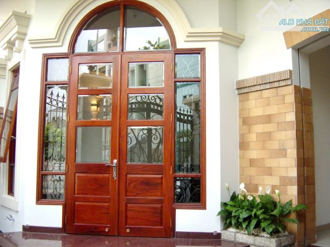 Biệt Thự Nguyễn Trọng Tuyển ngay sát Nguyễn Văn Trỗi - Hoàng Văn Thụ - Trung tâm Phú Nhuận - 1