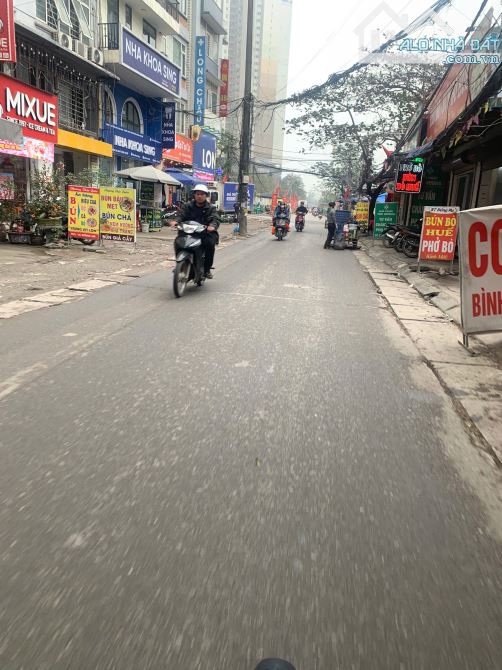 Bán nhà Mễ Trì - Nhỉnh 11 tỷ - 45m2 - Oto vào nhà - Kinh doanh sầm uất - 1