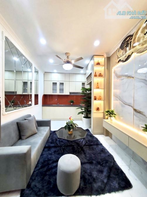 BÁN NHÀ GIẾNG MỨT TRUNG TÂM QUẬN HAI BÀ TRƯNG - 27m - Giá 4.68 tỷ. - 1