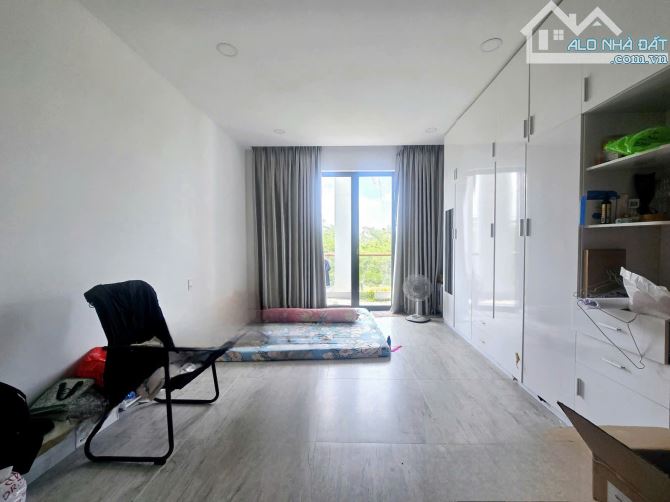 Bán nhà 5 tầng Lò Lu - Hẻm xe hơi, view sông, nhà đẹp - Chỉ 5. tỷ - 1