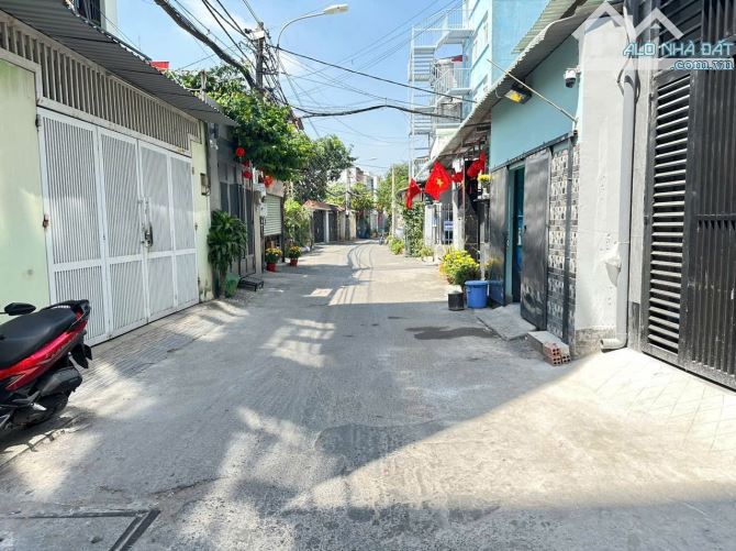Bán CHDV 30 Phòng 1T4L thu nhập 105tr/tháng, hẻm xe tải, Linh Trung, Thủ Đức. 22 tỷ. - 12